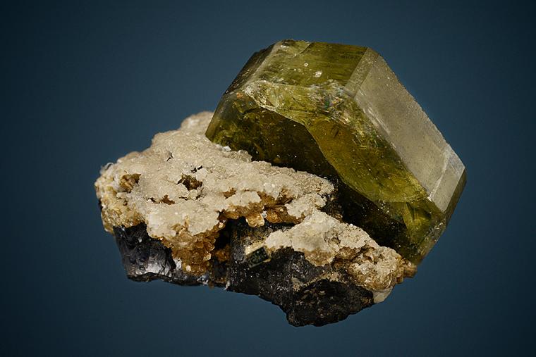 FLUORAPATITE